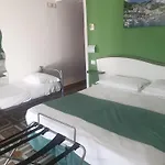 Oda ve Kahvaltı La Vigna 3*